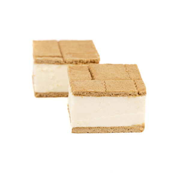 cinnamon cheesecake 4 Cukiernia Jacek Placek is synonymous with the taste of homemade cakes made from natural products.