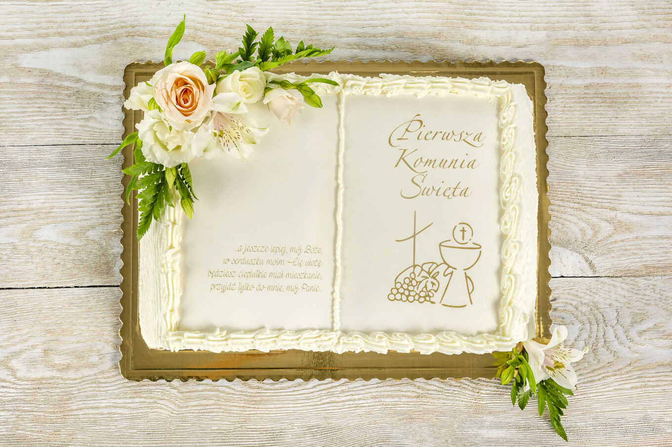 Tort książka kwiaty na komunię Cukiernia Jacek Placek to synonim smaku domowych ciast z naturalnych produktów.