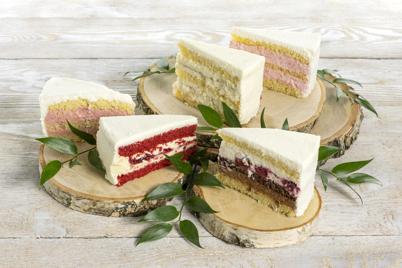 smaki tortów komunijnych Cukiernia Jacek Placek to synonim smaku domowych ciast z naturalnych produktów.