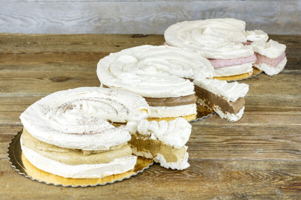 torty bezowe Cukiernia Jacek Placek to synonim smaku domowych ciast z naturalnych produktów.
