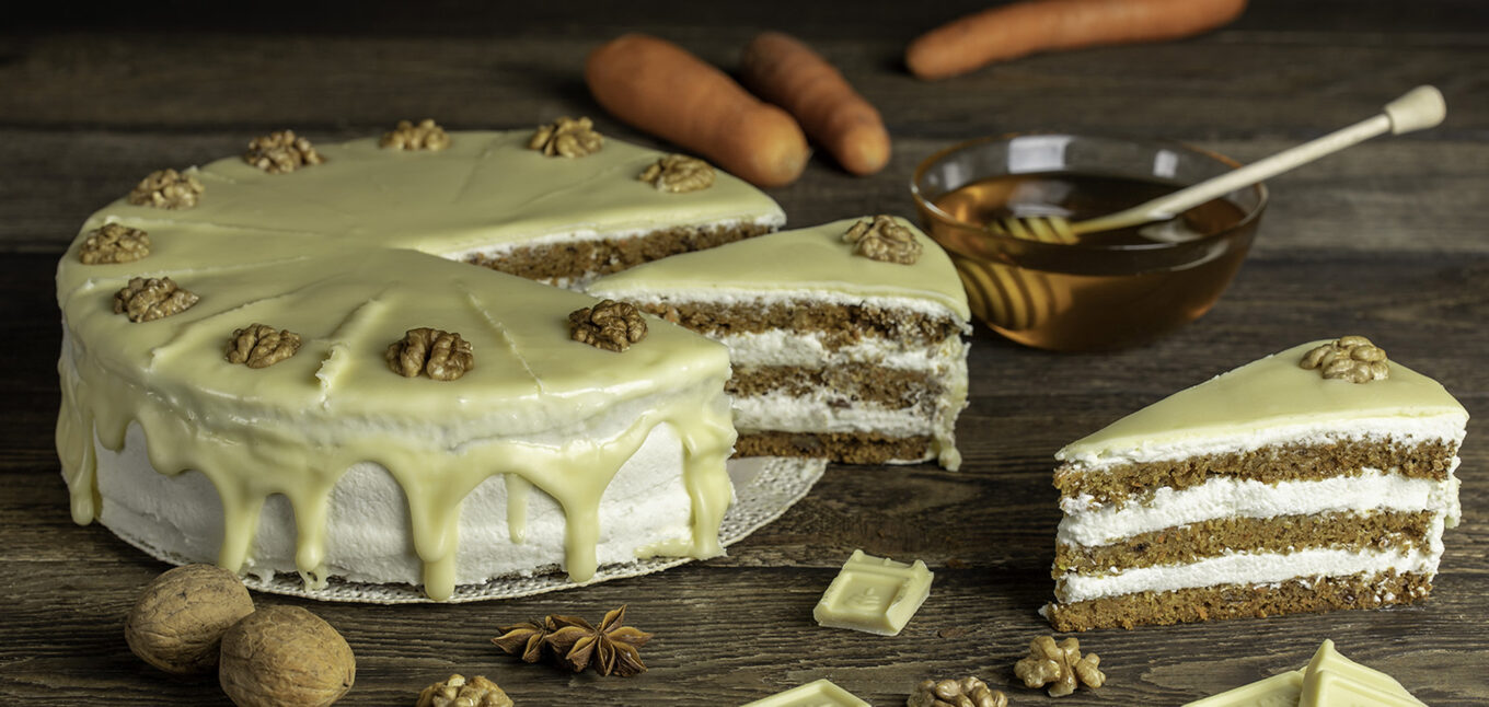 carrot cake banner www Confectionery Jacek Placek is synonymous with the taste of homemade cakes made of natural products.