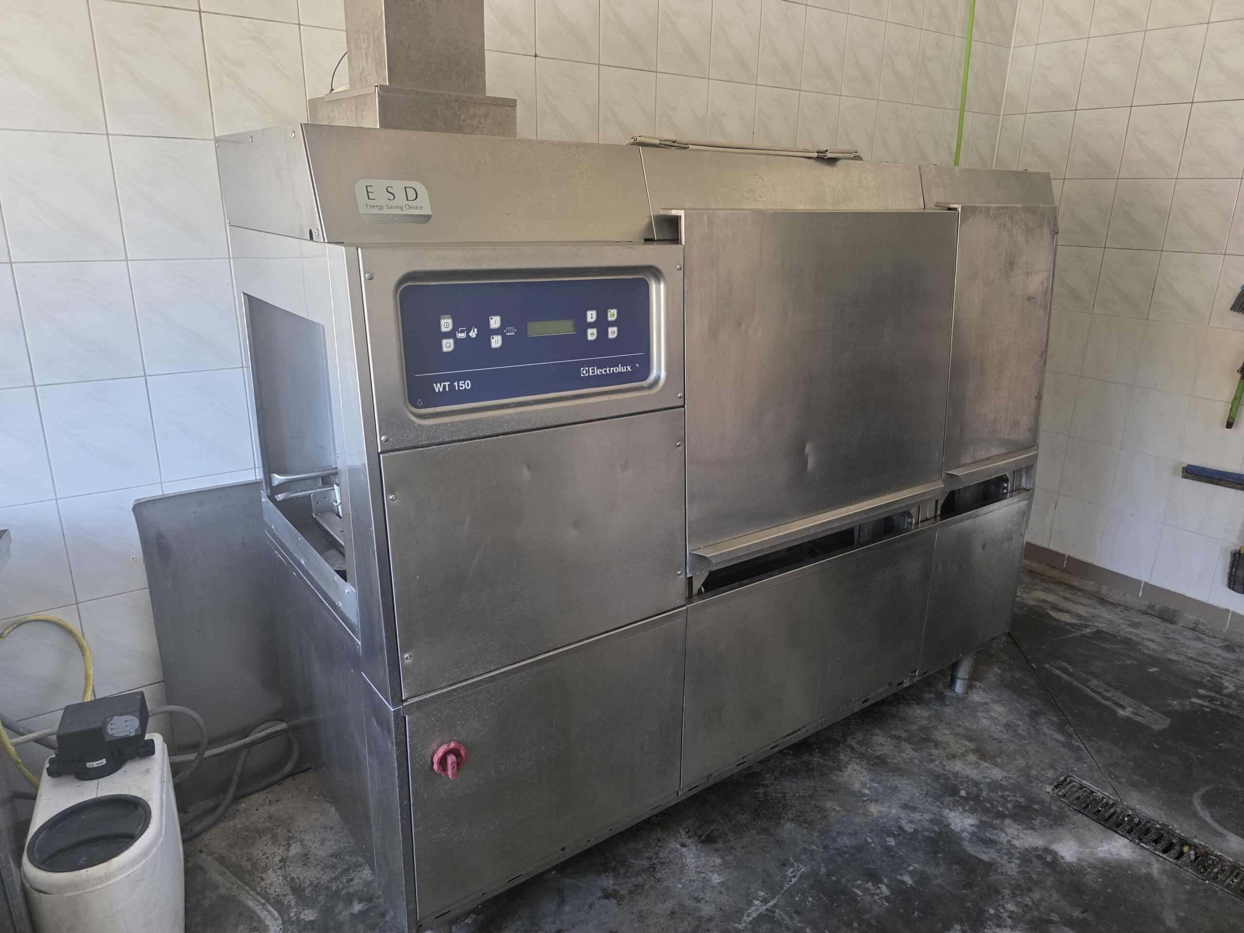 Zmywarka przelotowa Electrolux WT 150, widok ogólny urządzenia
